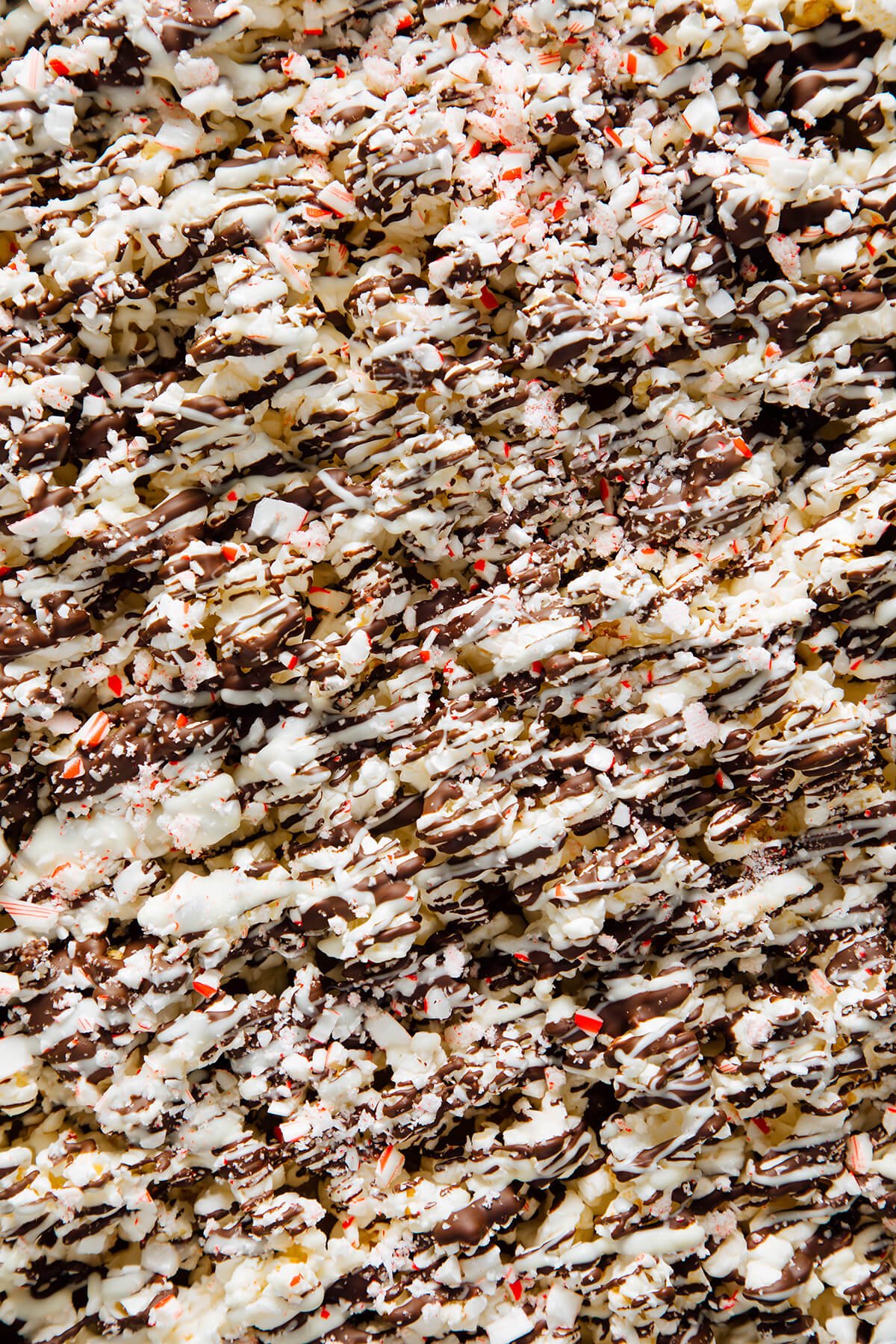 peppermint bark popcorn close-up