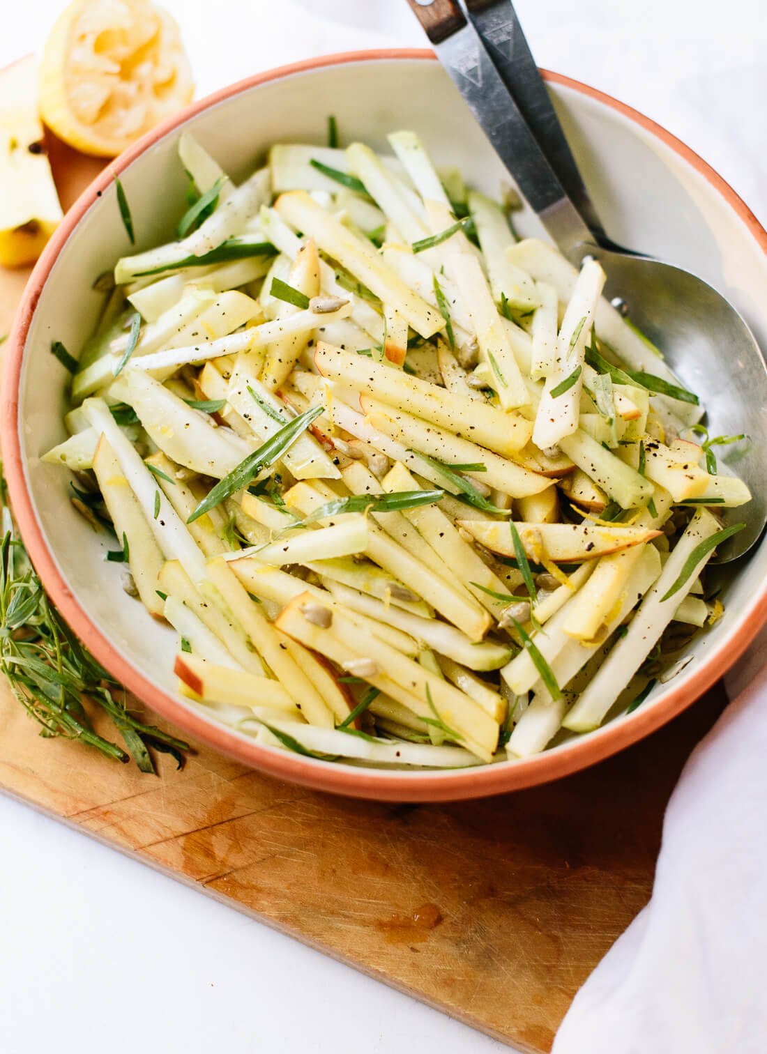 kohlrabi salad with apple