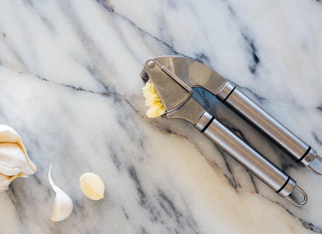 garlic press