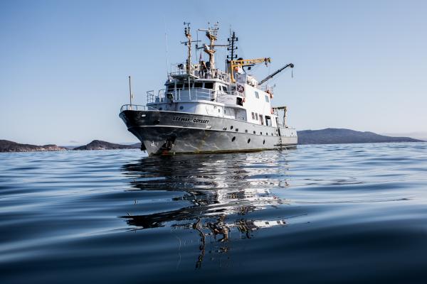 The LeeWay Odyssey vessel navigating the sea (Photo credit: Evermaven/Oceana Canada 2019)