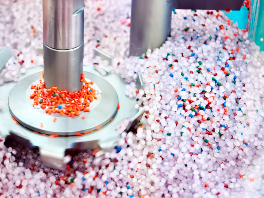 Phycus Biotechnologies Creates Formaldehyde-Free Skin Care depicted with small blue and pink beads.